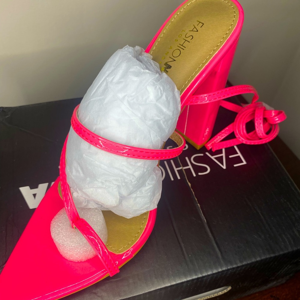 FASHIONNOVA hot pink sandal heel